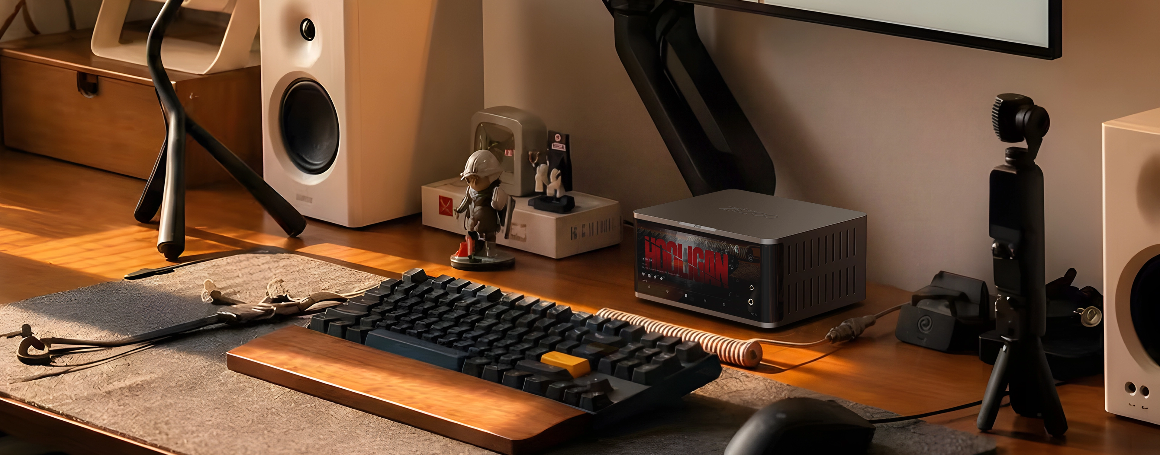 AIO70 in a warm desktop listening setup
